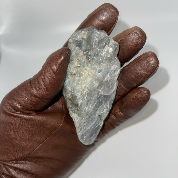 Raw Labradorite chunk A. - Picture 9 of 16